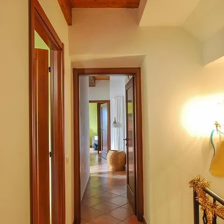 Pet Friendly In With Wifi Сasa de vacaciones